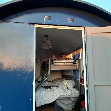 B&B boerderij rust, in pipowagens!-2